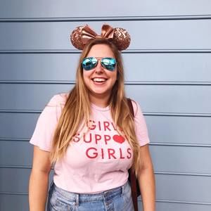 Meet your Posher, Khloe